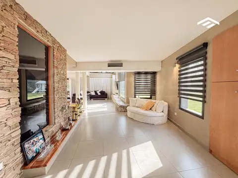 Casa en alquiler 5 ambientes con piscina - Los Naranjos Canning