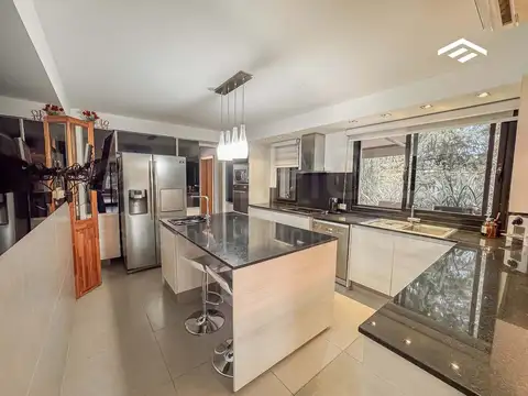 Casa en Alquiler de 3 dormitorios