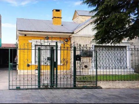 VENTA CASA 4 DORMITORIOS BARRIO JUNIORS- CORDOBA