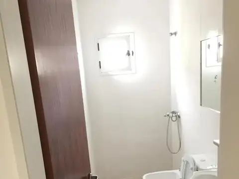 Cayetano Silva e/ Juan B Justo y Avenida Génova