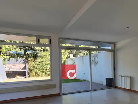 Casa en Alquiler al Este
