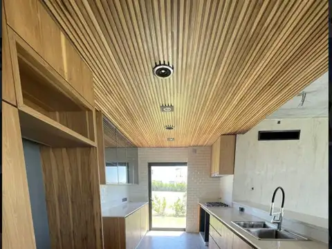 Casa  en Venta en El Golf, Nordelta, Tigre