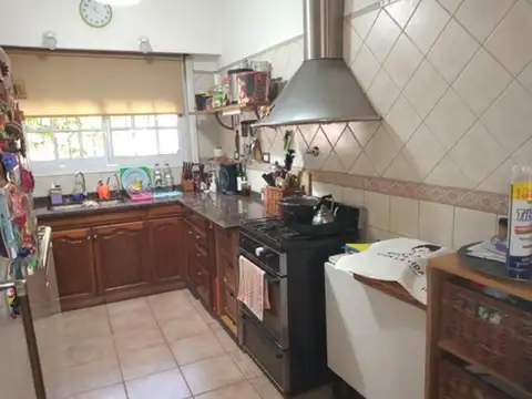 Casa Para 2 Familias En Venta En Bernal Centro