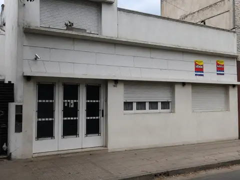 ALQUILER CASA ZONA 60 Y 31 LOTE 9 X 54  3 DOR FONDO GARAJE QUINCHO