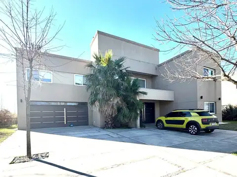 Casa en Venta en General Rodriguez, USD 590.000