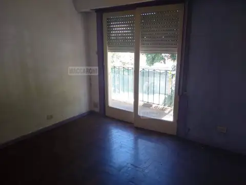 Depto Tipo Casa en Venta en Mataderos, USD 83.000
