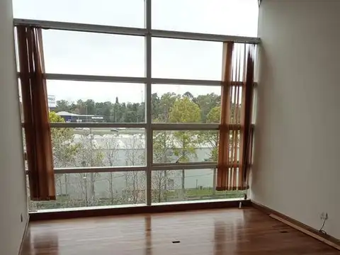 Oficina en Venta en La Lonja, USD 195.000