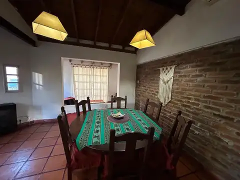 casa en moreno con 5 ambientes