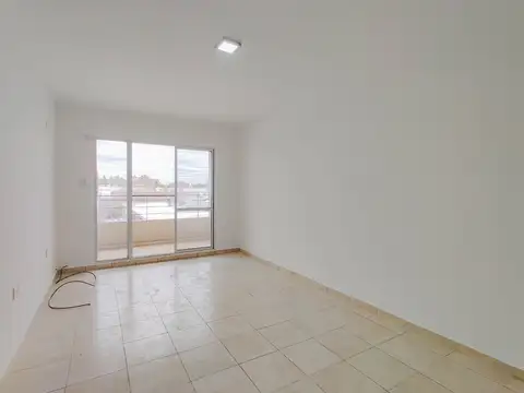 DEPARTAMENTO MONOAMBIENTE EN ALQUILER EN CUATRO ESQUINAS