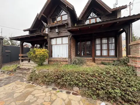 Esquel - Venta cabaña sobre Avenida Ameghino