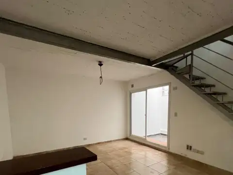 Depto Tipo Casa en Alquiler en Boca, $ 1.200.000