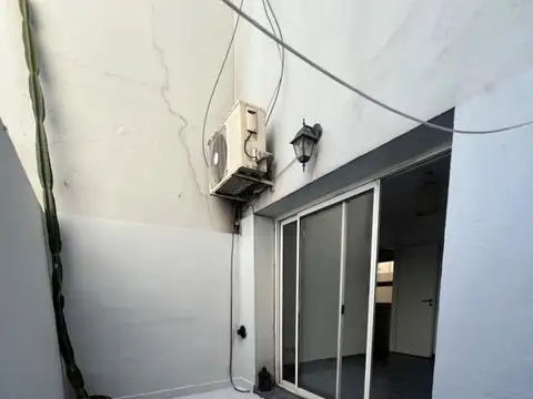 Alquiler Ph 3 ambientes con patio y terraza