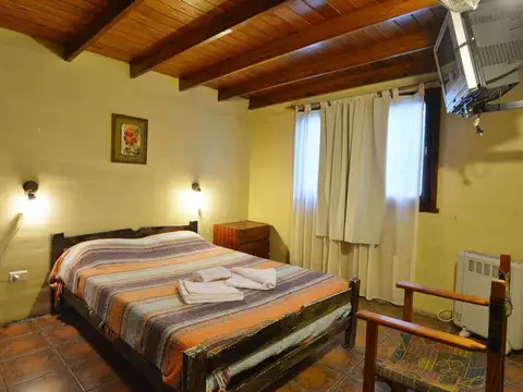 VENTA COMPLEJO DE 5 CABAÑAS EN TANTI. CORDOBA