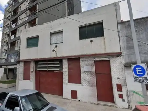 Galpon en Venta 11  mts Frente