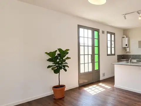 Depto Tipo Casa en Venta de 1 dormitorio