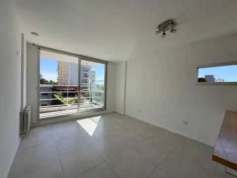 Departamento en Alquiler en Zárate, $ 500.000