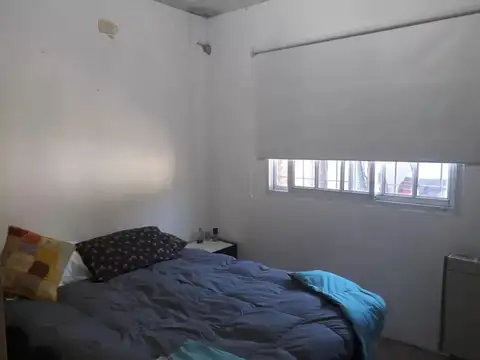 Casa 2 ambientes con 1 baño