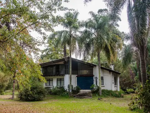 CASA 4 AMBIENTES EN EL DELTA CON VISTA AL RIO