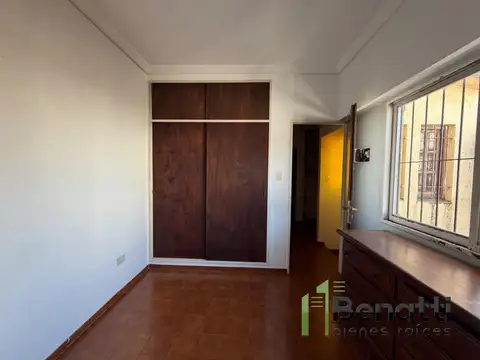 PH tipo dúplex 3 amb. c/dos patios y dos baños en San Justo