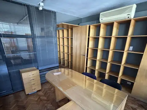 Paraná 500, Piso 10