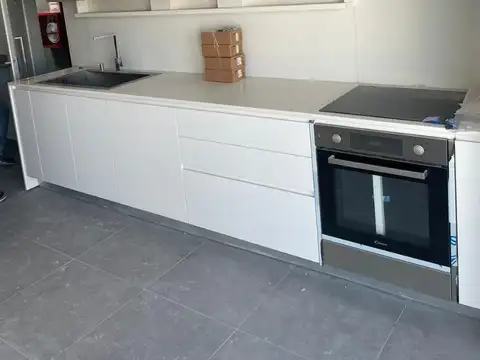 Departamento en Alquiler con 1 cocheras