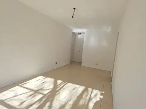Doctor Juan Felipe Aranguren 2300, Piso 1