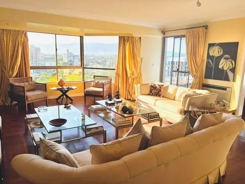 Departamento en Venta con 2 cocheras
