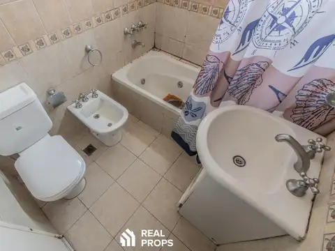 Departamento en Alquiler en Versalles, $ 690.000