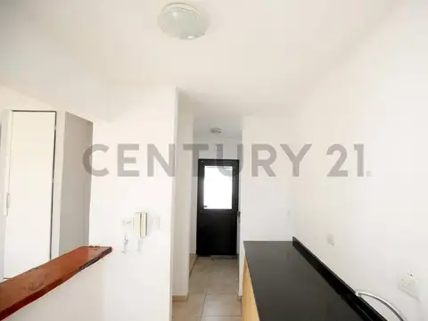 Calle 117 e/ 80 y 81 2300, Piso 1