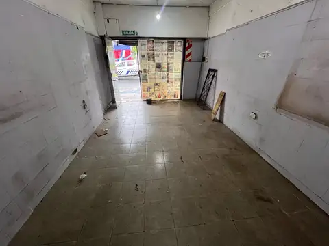 Local en Alquiler en Moreno, $ 600.000