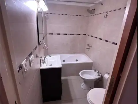 Departamento en Alquiler con 1 cocheras