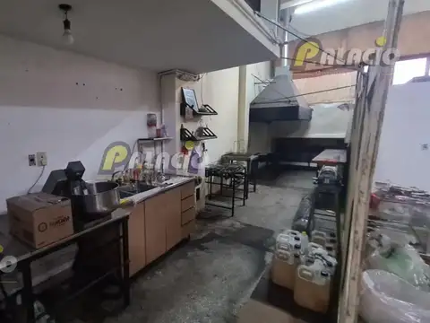 Local Comercial 130m² en ALQUILER en Villa Maipu