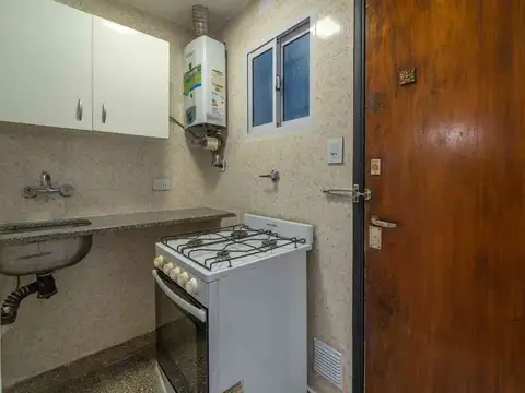 Depto Tipo Casa 2 ambientes con 1 baño
