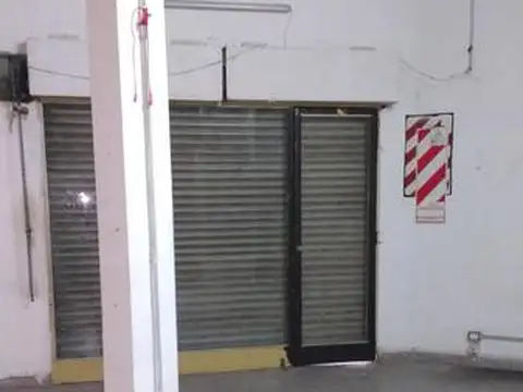 Local en Alquiler en Valentin Alsina, $ 500.000