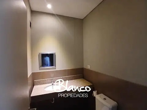 Oficina  en Alquiler en Paralelo 50, Pilar, G.B.A. Zona Norte