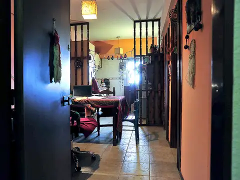 VENTA  DEPARTAMENTO 2 AMBIENTES  FLORENCIO VARELA