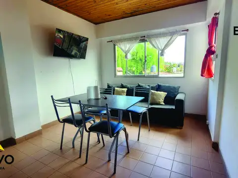 VENTA DE 2 DPTOS + OFICINA CON BAÑO