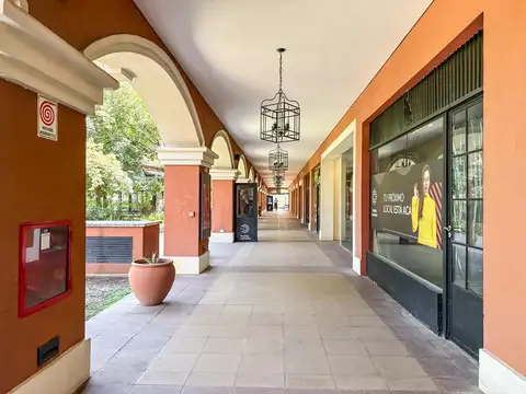 Av. Caamaño  al 600