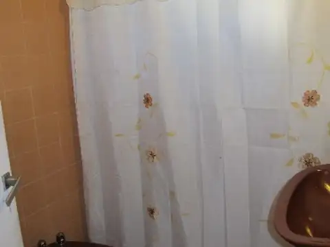 Depto Tipo Casa en Venta en Quilmes, USD 53.000