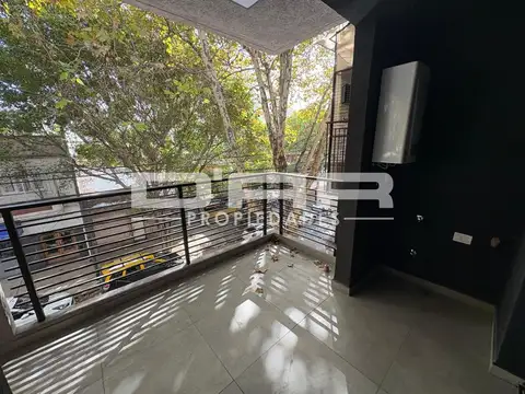 José Pedro Varela 5000, Piso 2