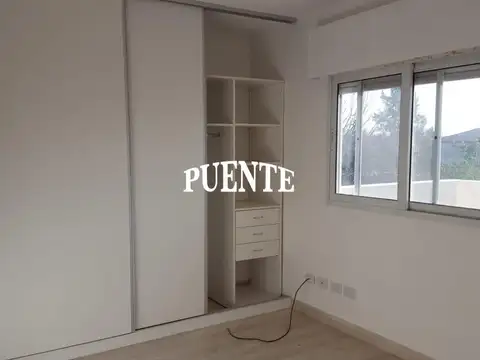 Casa en Alquiler en Ezeiza, USD 1.100