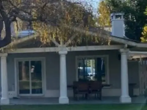 Casa en Alquiler de 3 dormitorios