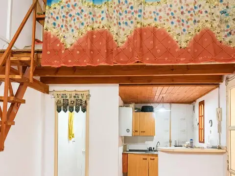 Depto Tipo Casa en Venta de Monoambiente