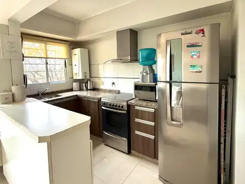 Departamento 3 ambientes con 2 baños