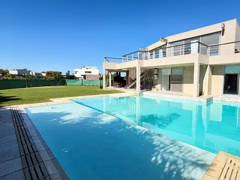 Casa en Alquiler 10 años