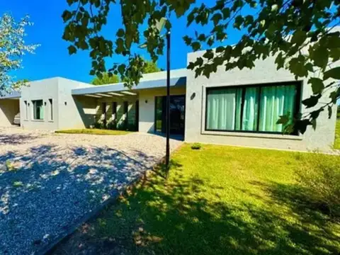 Casa en Venta de 3 dormitorios