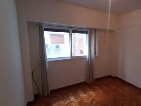 Departamento en Alquiler en Flores, $ 670.000