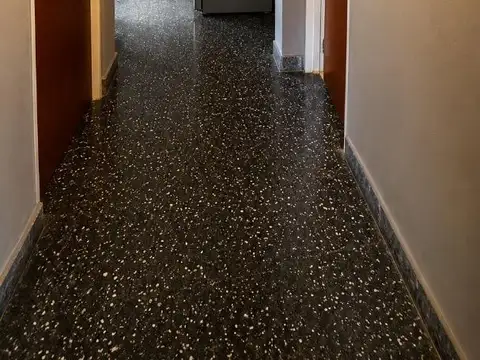 CASA EN VENTA - MERLO CENTRO