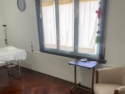 Oficina en Alquiler en Olivos, $ 500.000