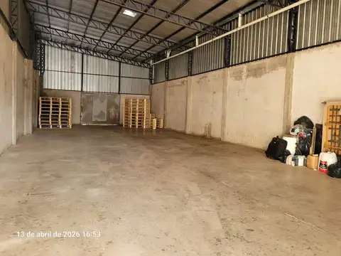 Galpón en alquiler - Ricardo Rojas zona industrial
